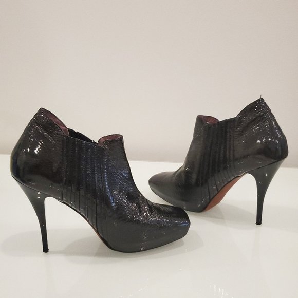 Jean-Michel Cazabat Heels